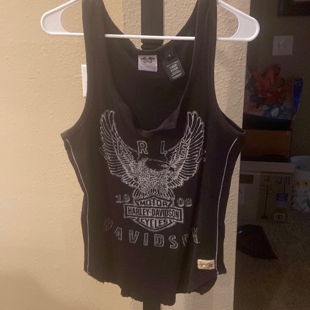 My favorite. Fits GREAT!  Ribbed